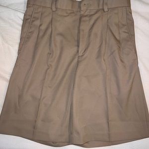 NWOT Khaki Golf Shorts
